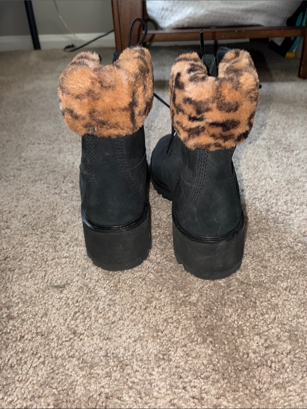 Timberland Black Lace-Up Heeled Boots with Faux Fur Cuff - Picture 3 of 6